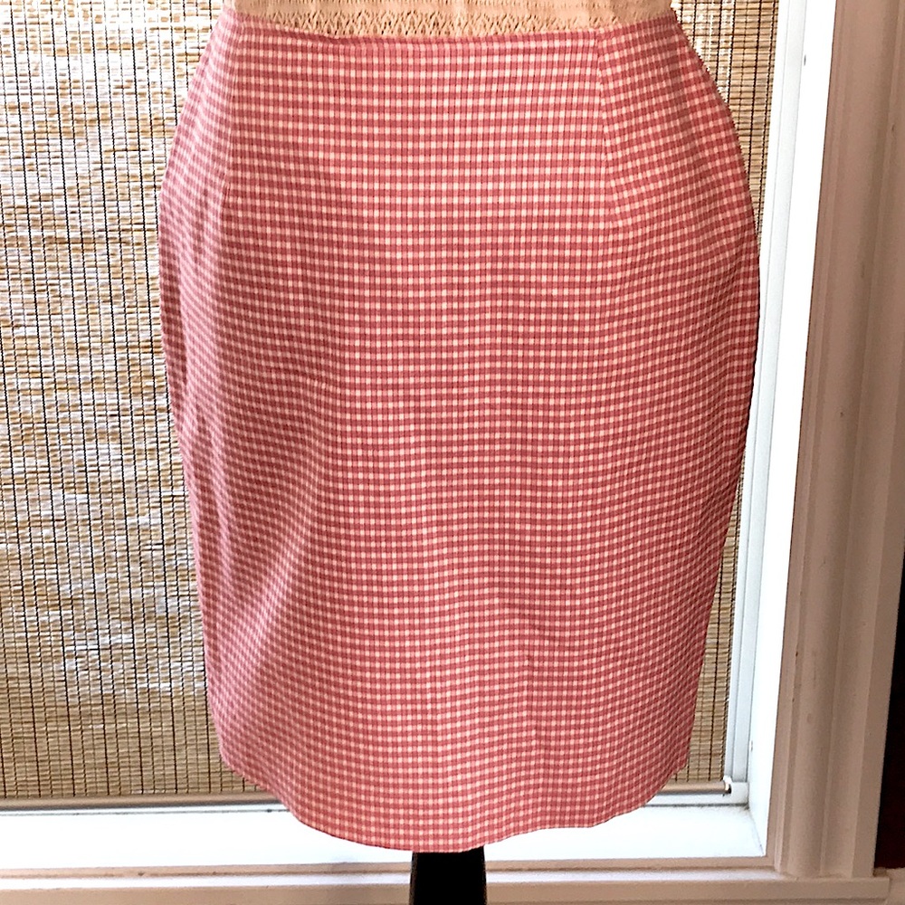 Knee high skirt